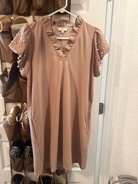 entro Blush-Pink Pearl Sleeve V-Neck Tunic